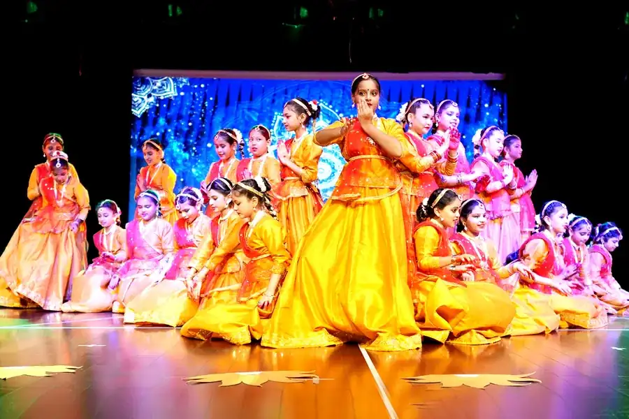 A dance on the auditorium stage